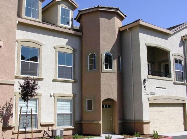 Elk Grove House: 5416 Tares Circle