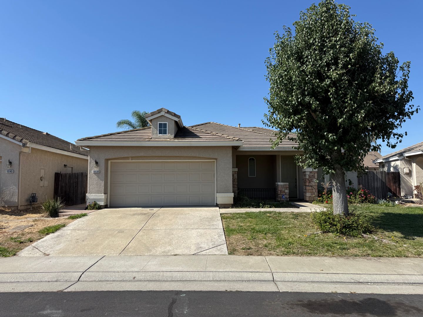 Elk Grove House: 10136 Waterfield Drive