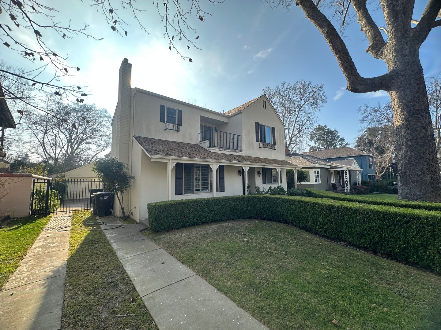 Sacramento House: 1520 9th Avenue