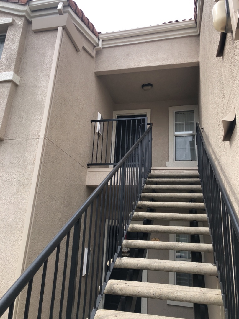 Folsom Condo: 885 Halidon Way #1028