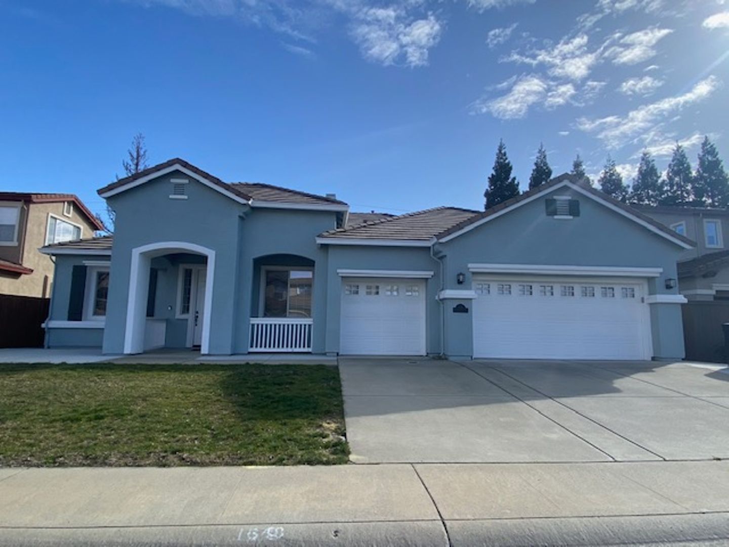 Roseville House: 1648 Snow Goose Way