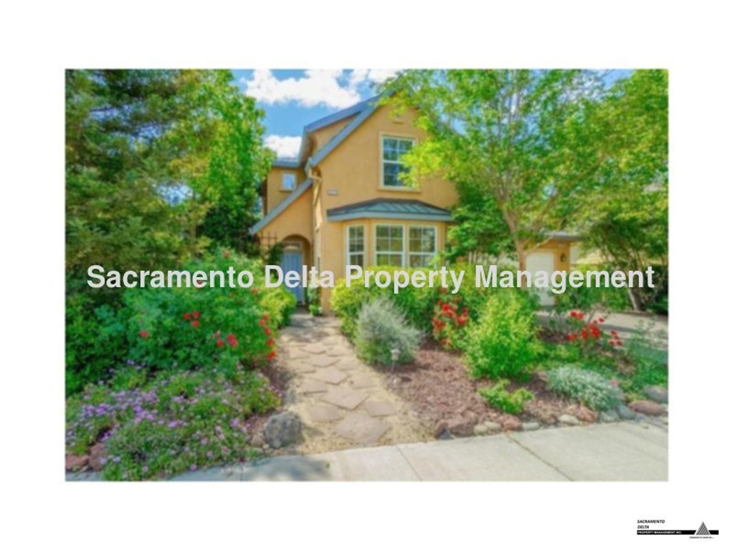 Davis House: 2950 Audubon Circle