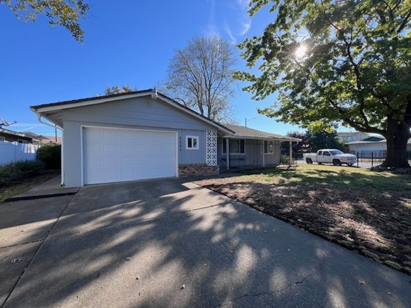 Sacramento House: 2203 Amanda Way