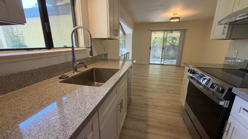 Newly updated 2/1.5 by the river with 2 car garage – photo 1