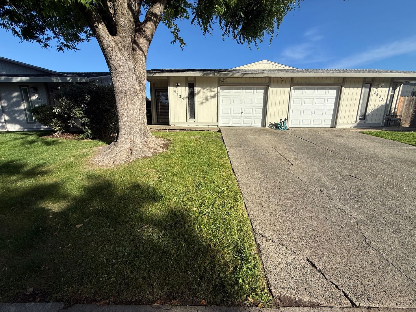 Sacramento Apartment: 5525/5527 Missie Way