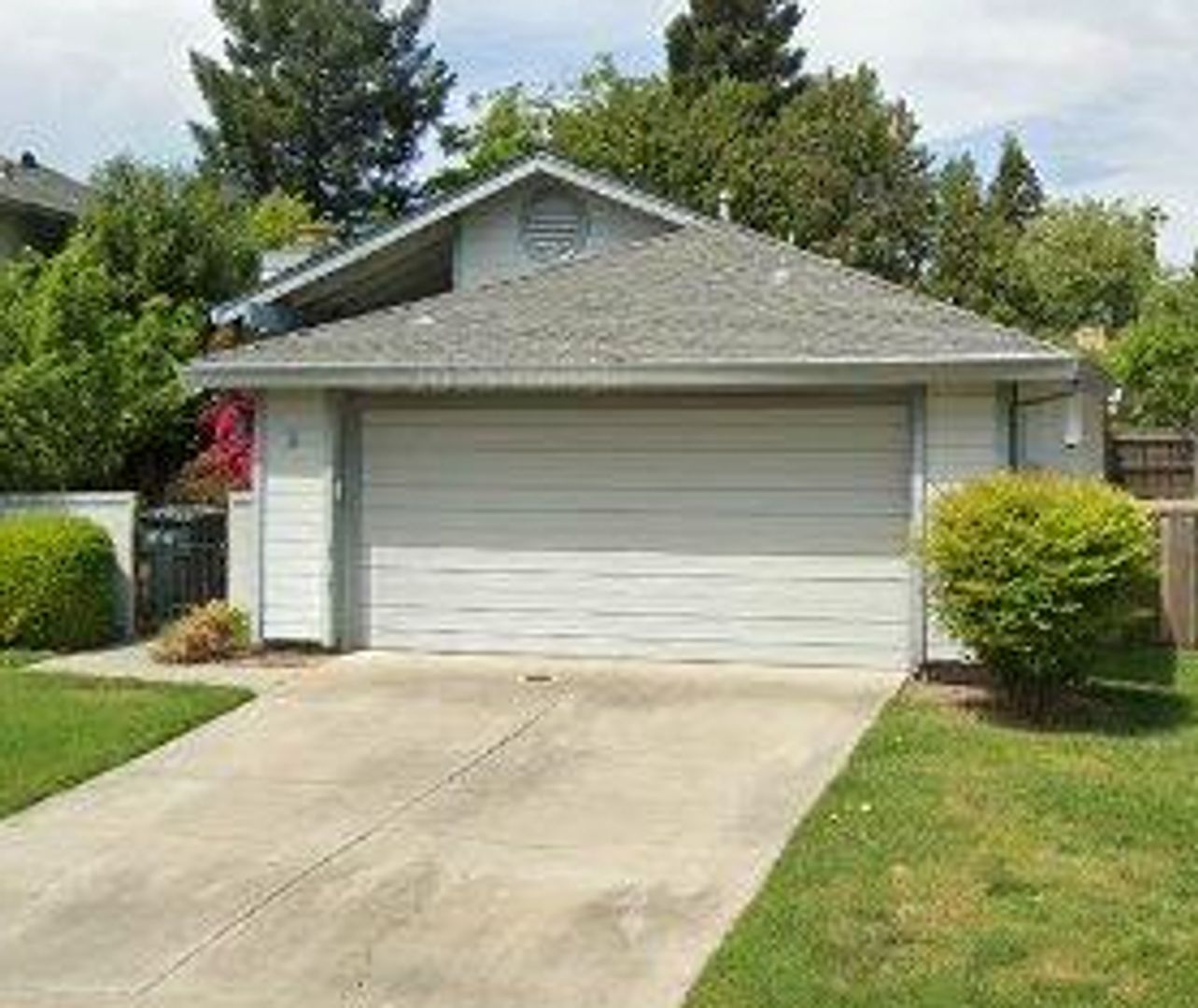 Sacramento House: 9 Estuary Court