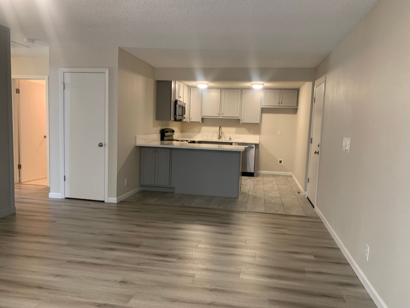 Fair Oaks Apartment: 5417 E Knoll Drive