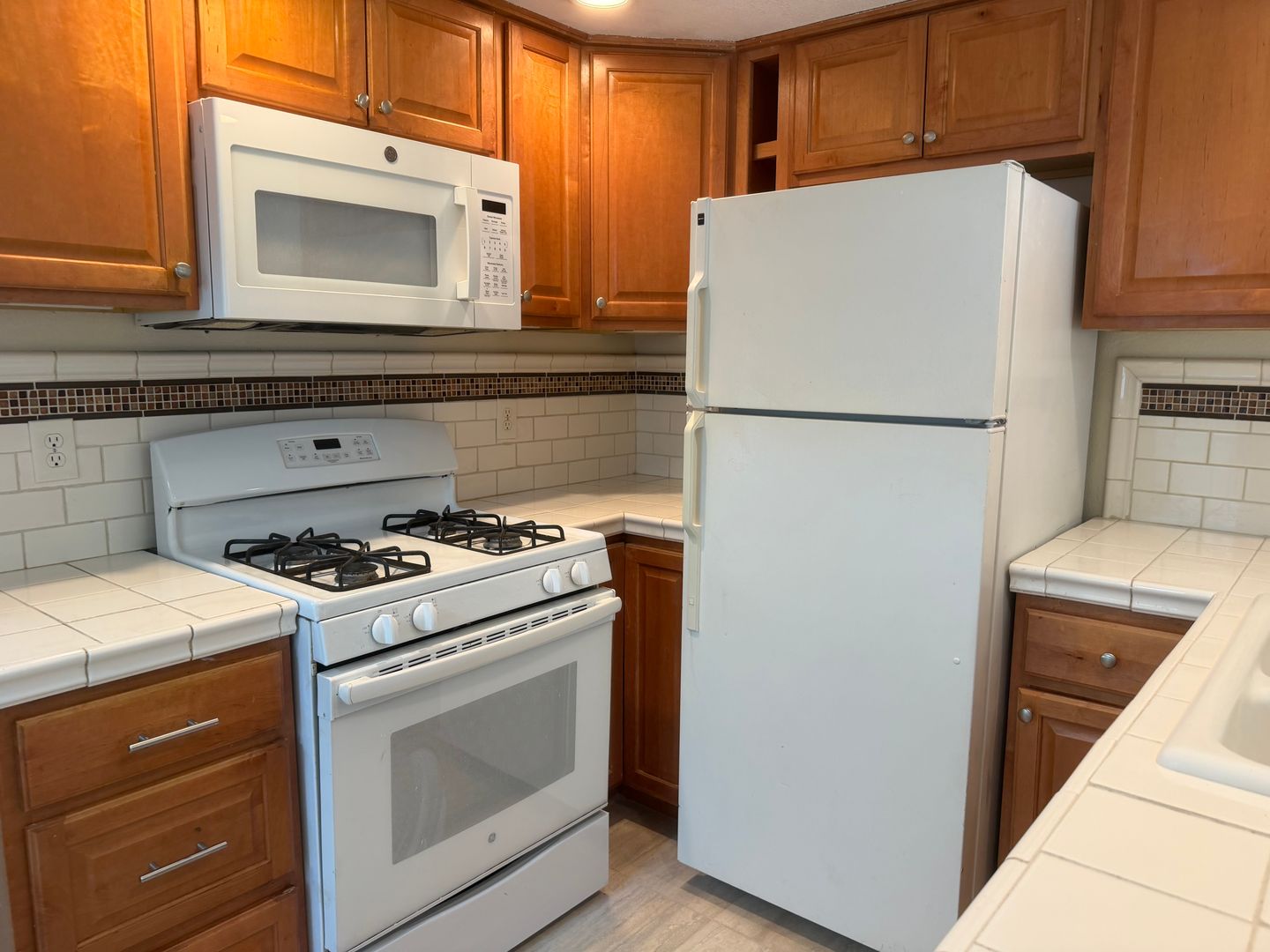 Carmichael Apartment: 2661 Carmichael Way