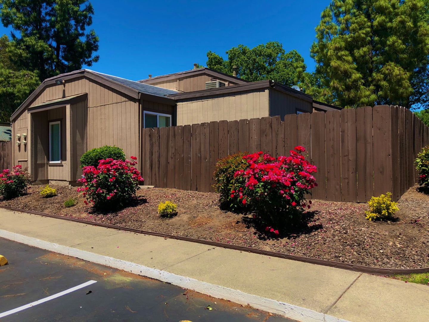 Sacramento Apartment: 5300 Laurel Hills Dr