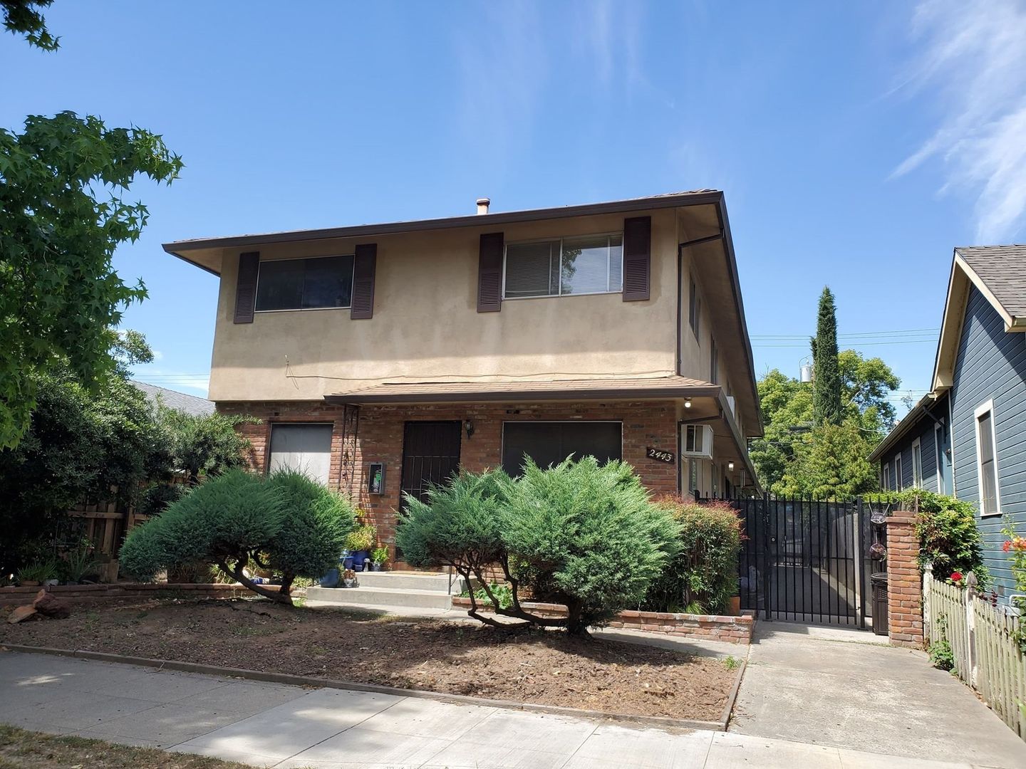 Sacramento Apartment: 2443 Castro Way