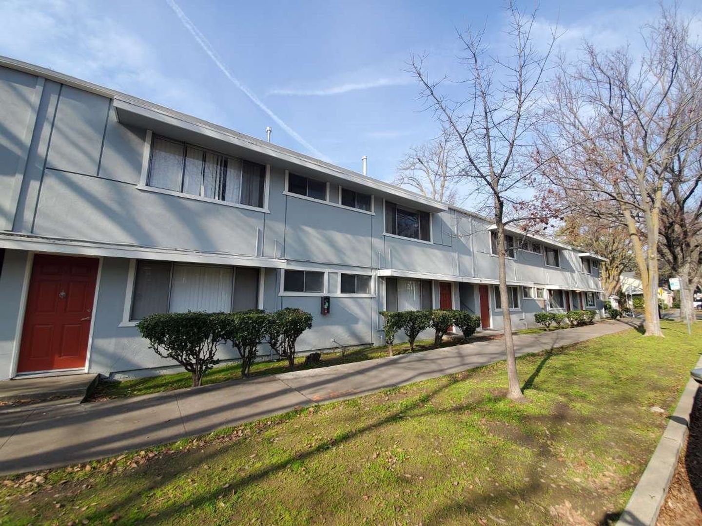 Sacramento Apartment: 800 18th Street