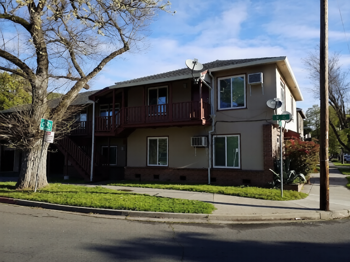 Sacramento Apartment: 2128 28th