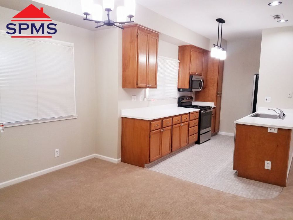 Sacramento House: 2330 I Street