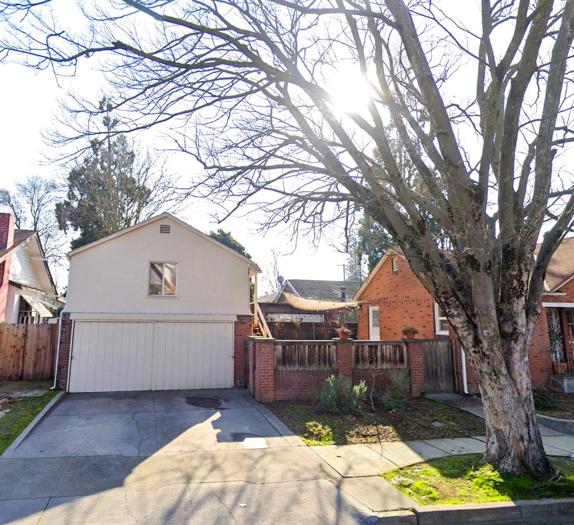 Sacramento House: 3101 Franklin Boulevard