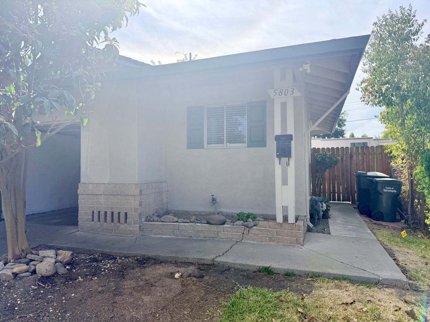 Carmichael House: 5803 Woodleigh Dr.