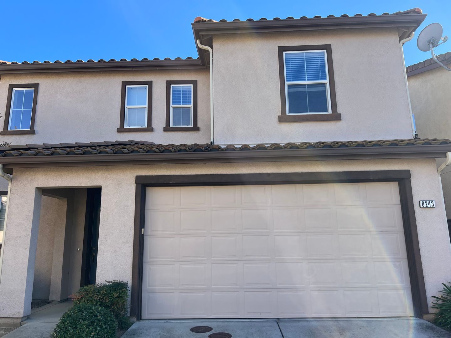 Elk Grove House: 8243 Crystal Walk Cir