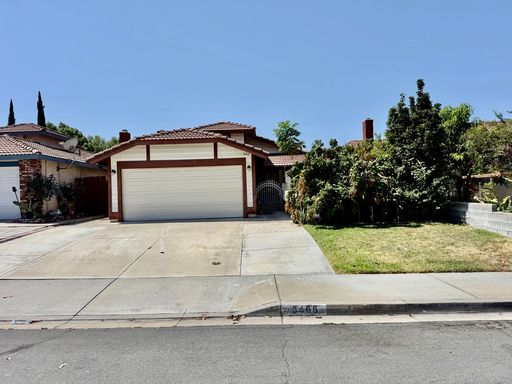 Beautiful 3-Bedroom, 2-Bathroom Single-Family Home – photo 1