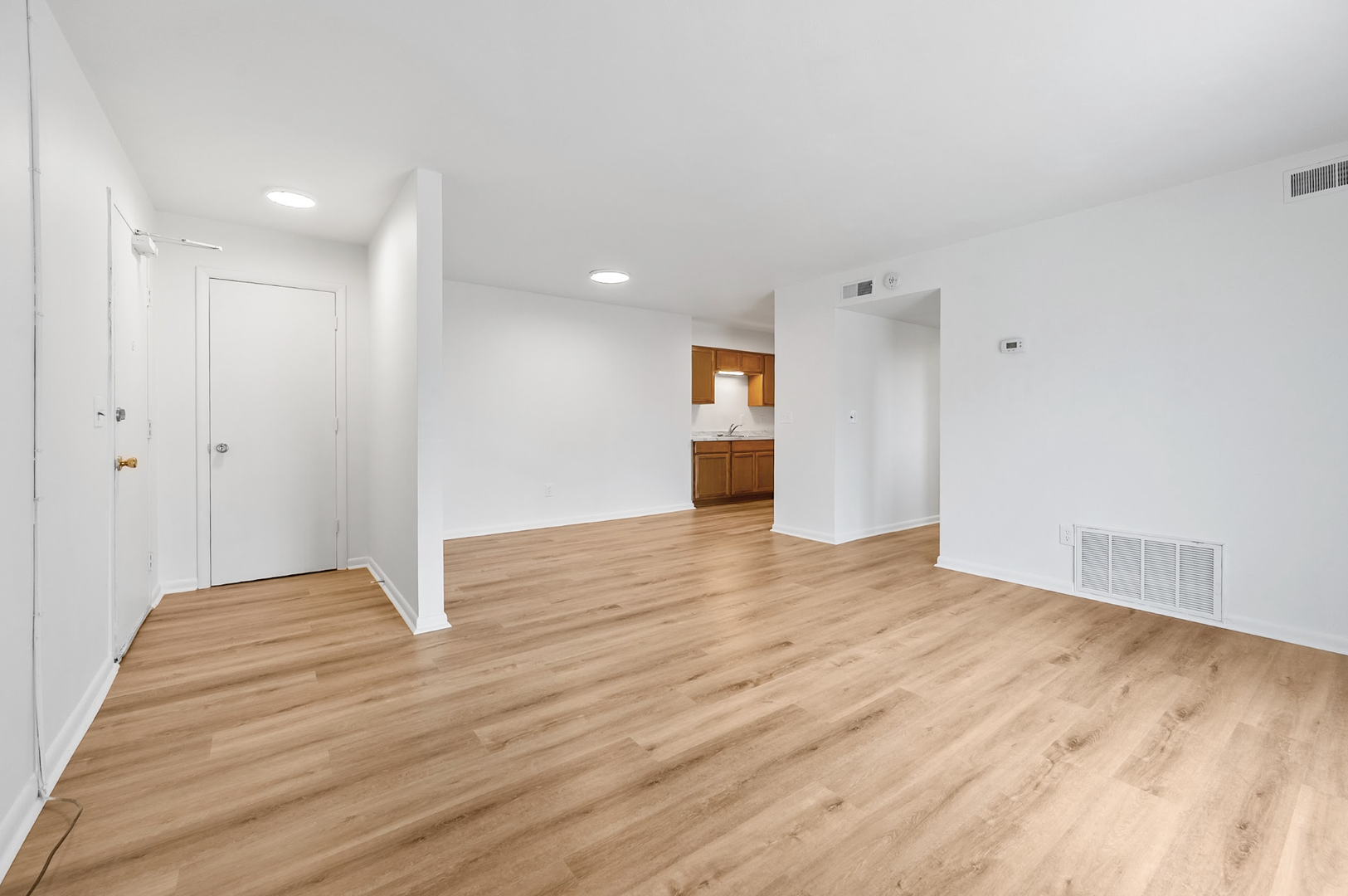 Christiansburg Apartment: 9 Overlook Dr.