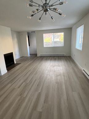 Newly Renovated at the Heart of Northgate – photo 1
