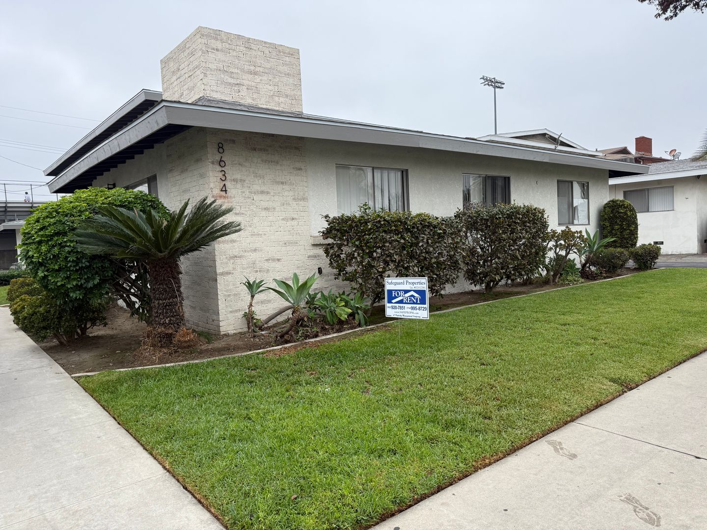 Downey Apartment: 8634 5th St. #D