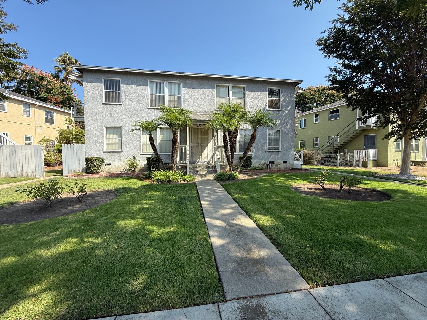 Long Beach Apartment: 4434 Linden Ave.