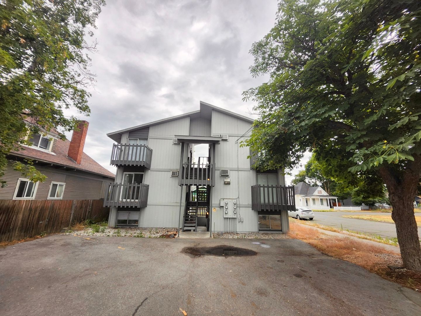 Spokane Apartment: 1928 W. Mallon Ave