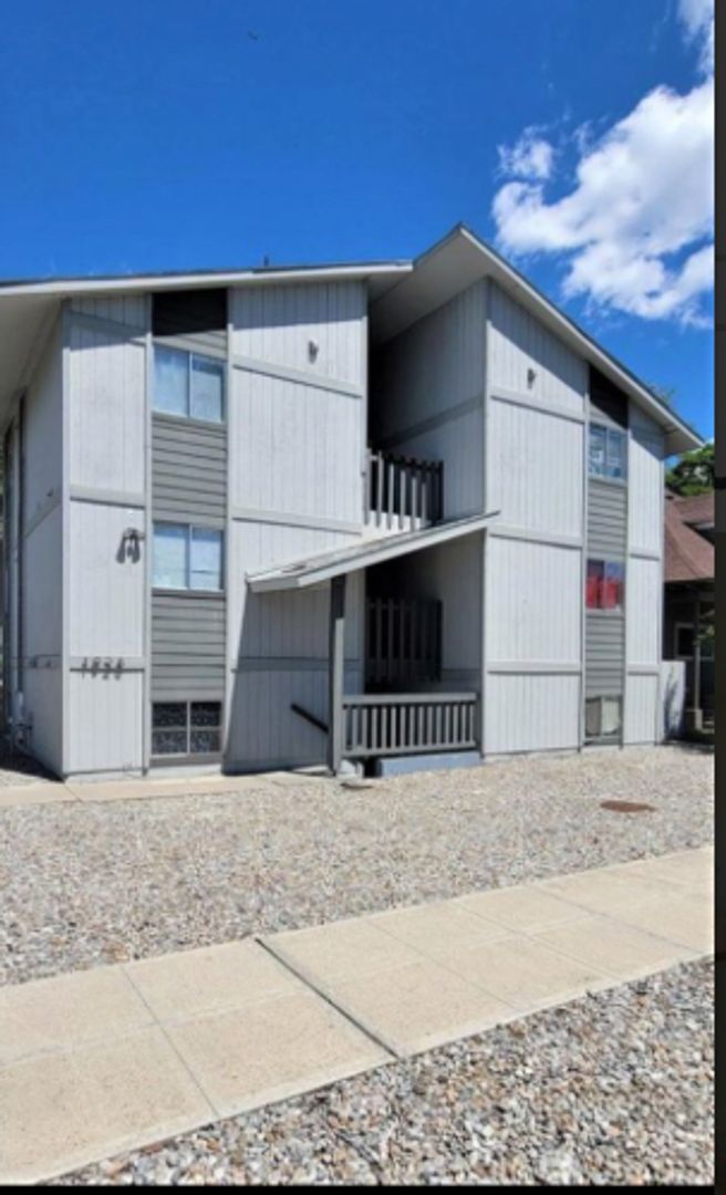 Spokane Apartment: 1928 W. Mallon Ave