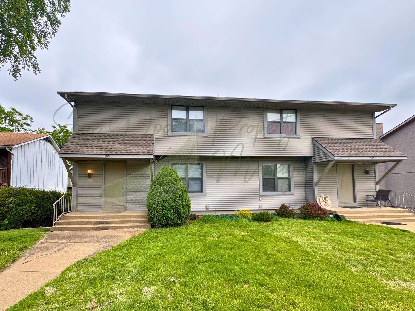 Independence Townhome: 17424 E 41st Terrace S