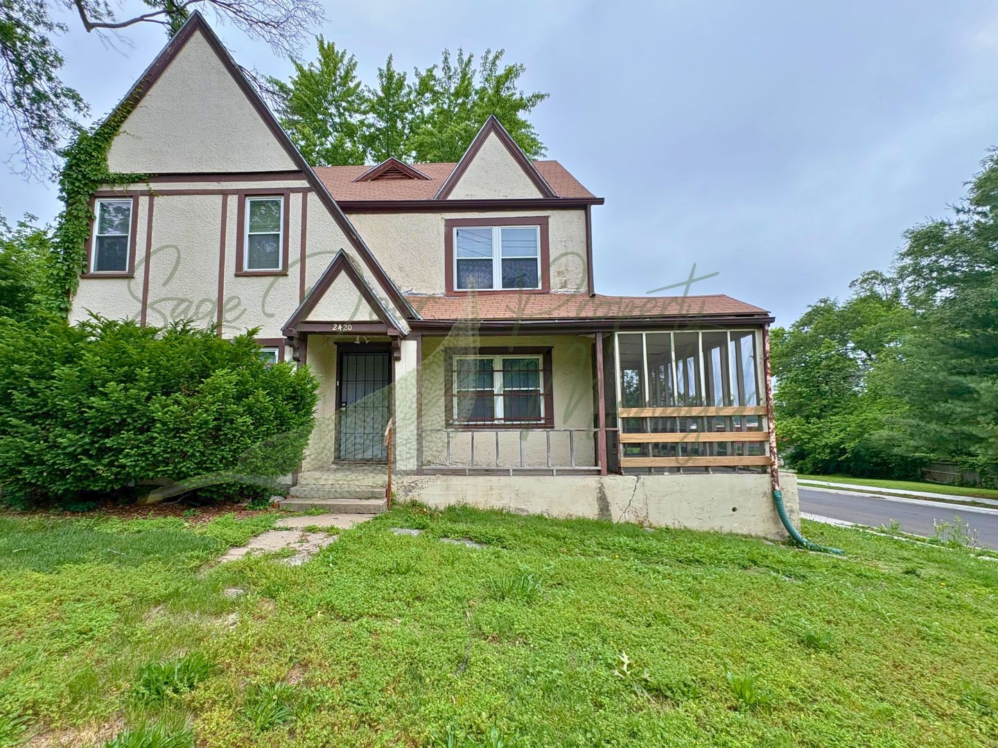 Kansas City House: 2420 E 51st Street