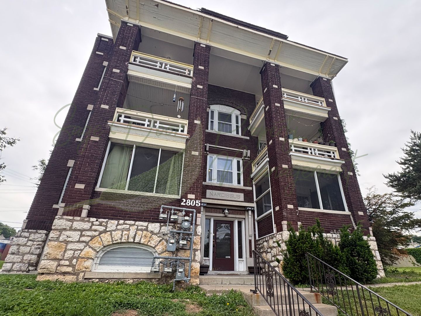 Kansas City Condo: 2805 Gillham Rd.
