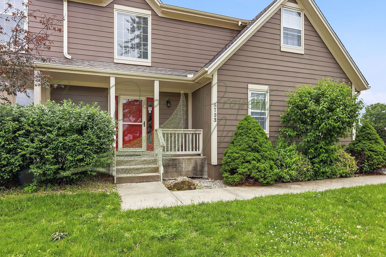 Kansas City House: 8703 N Oregon Ave