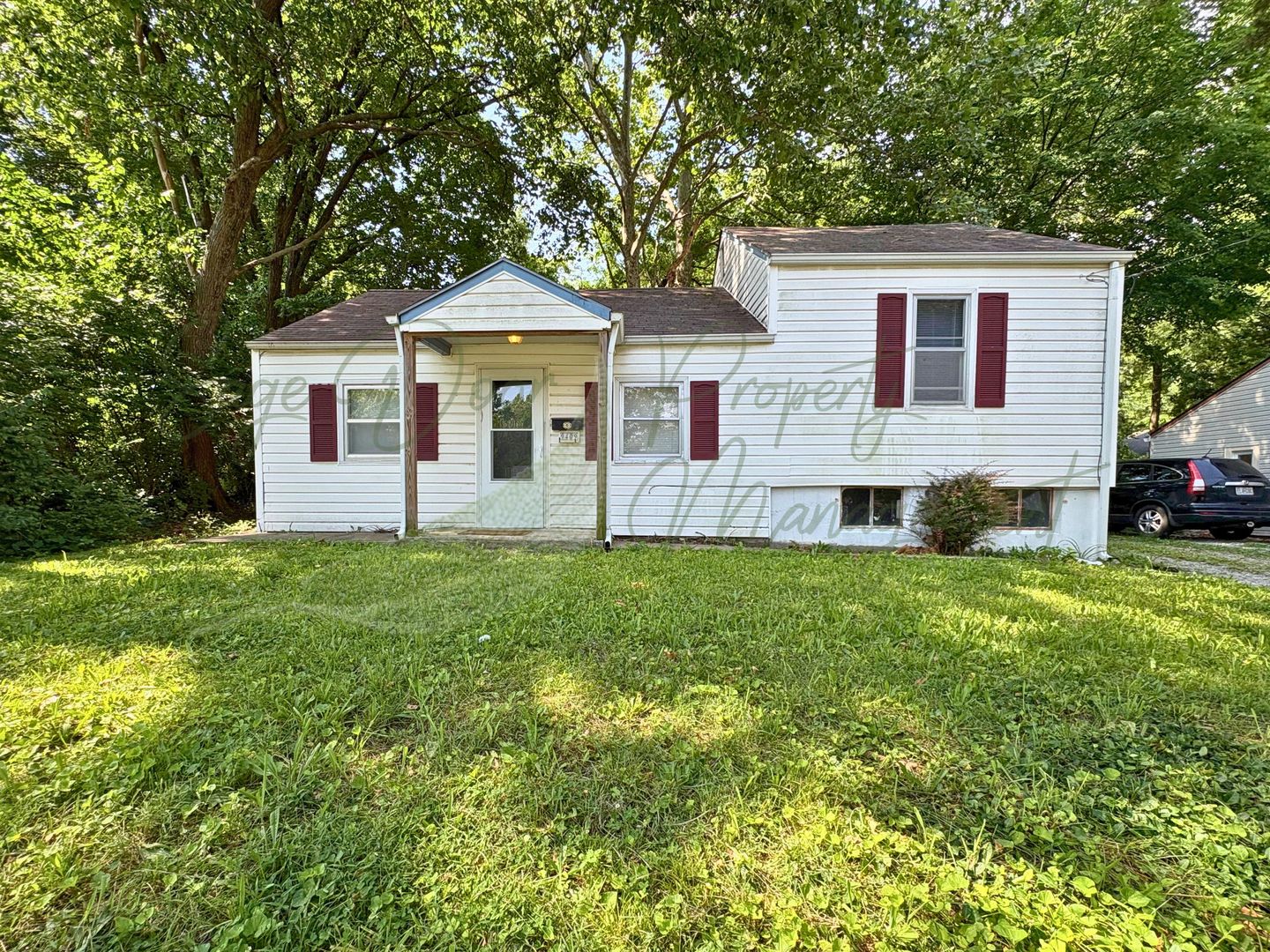 Raytown House: 9409 E 67th Terrace