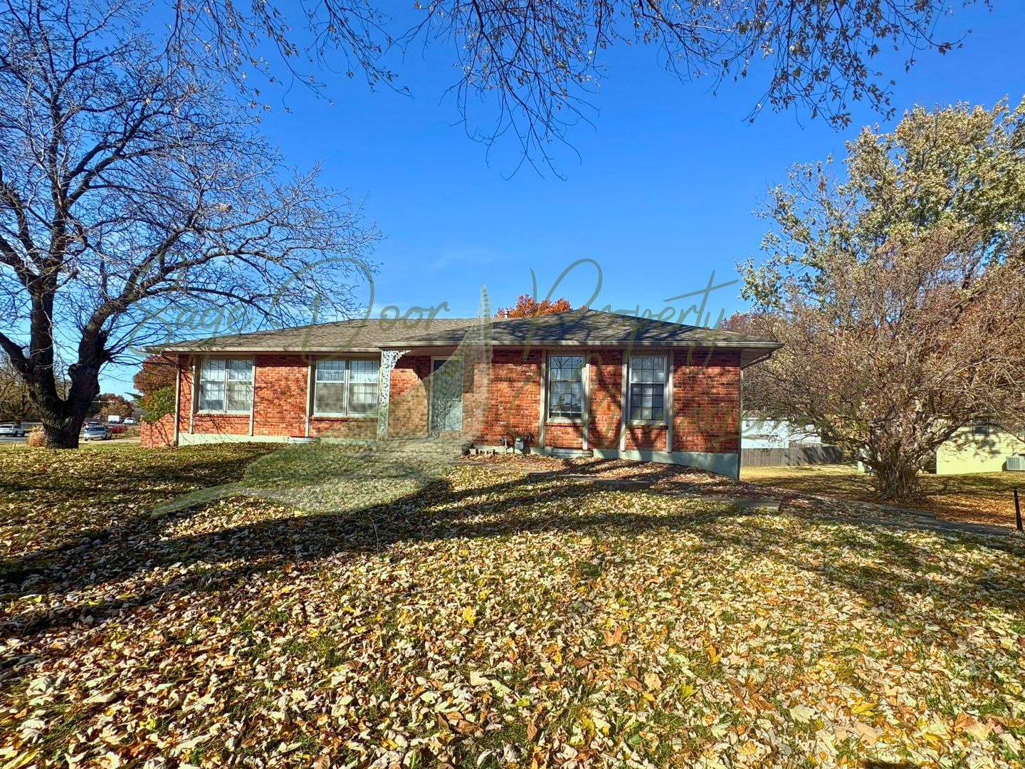 Kansas City House: 2010 N 73rd Terrace