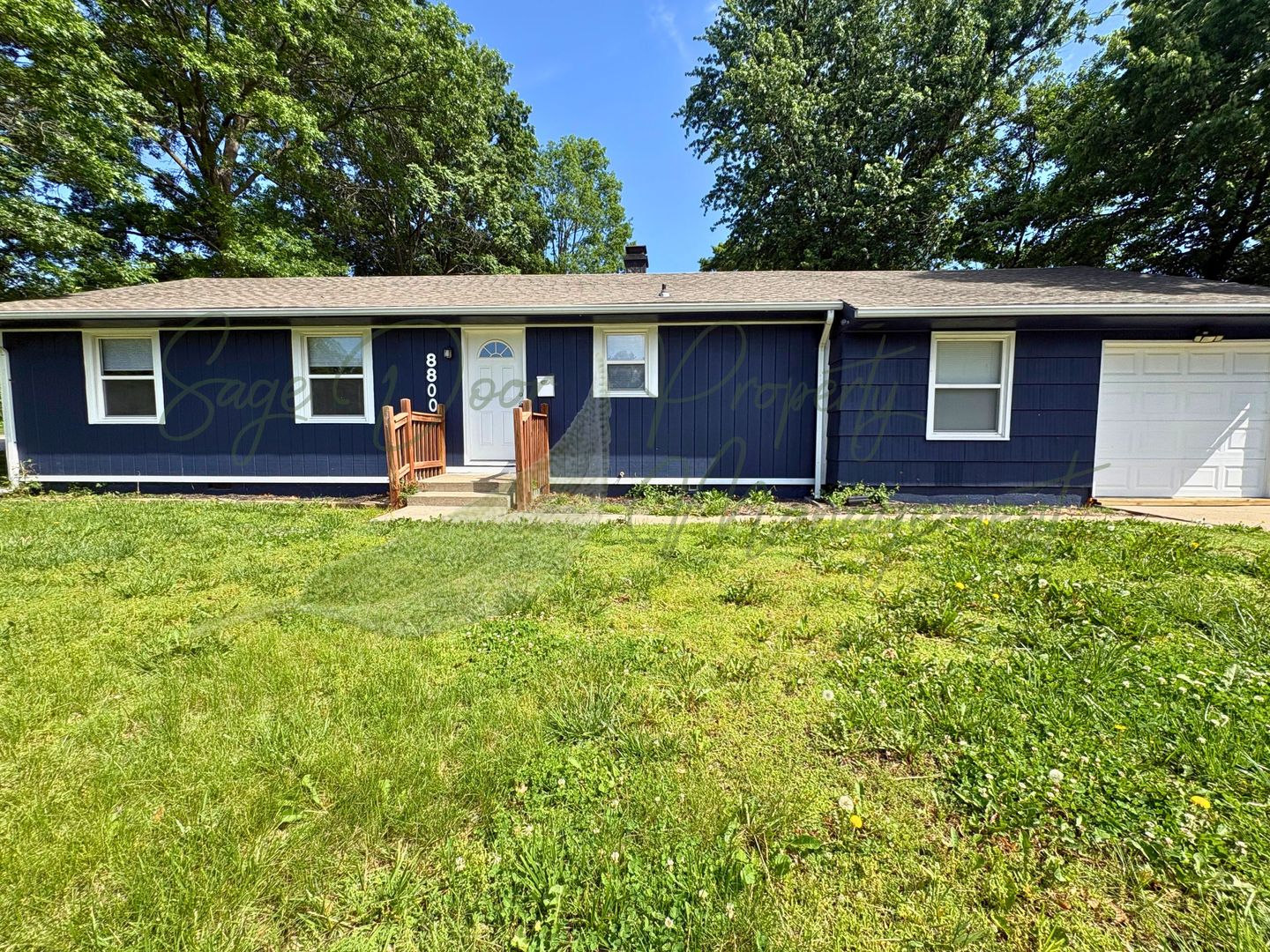 Raytown House: 8800 E. 71st Terr