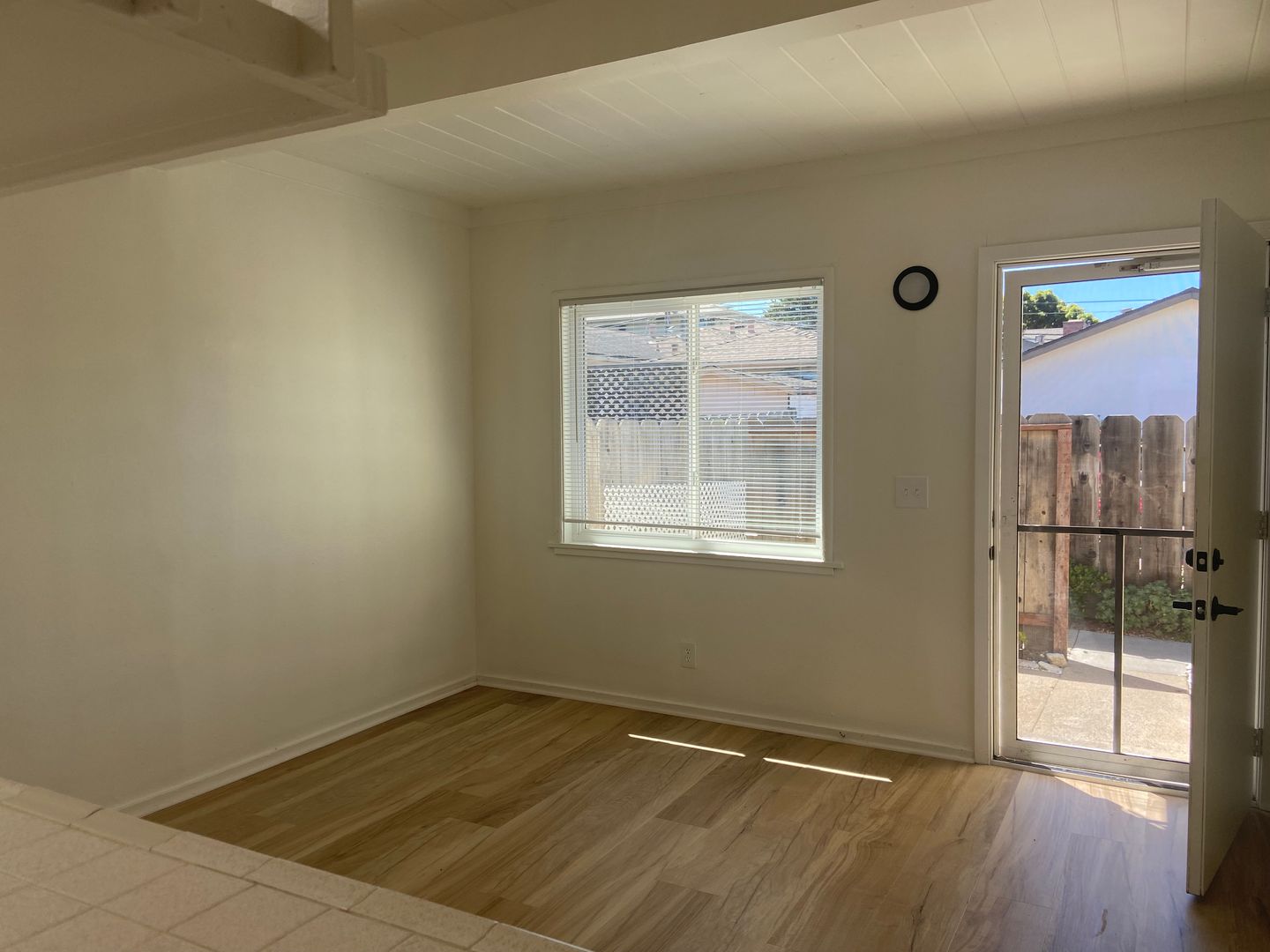 Monterey Apartment: 1128-1136 5th Street
