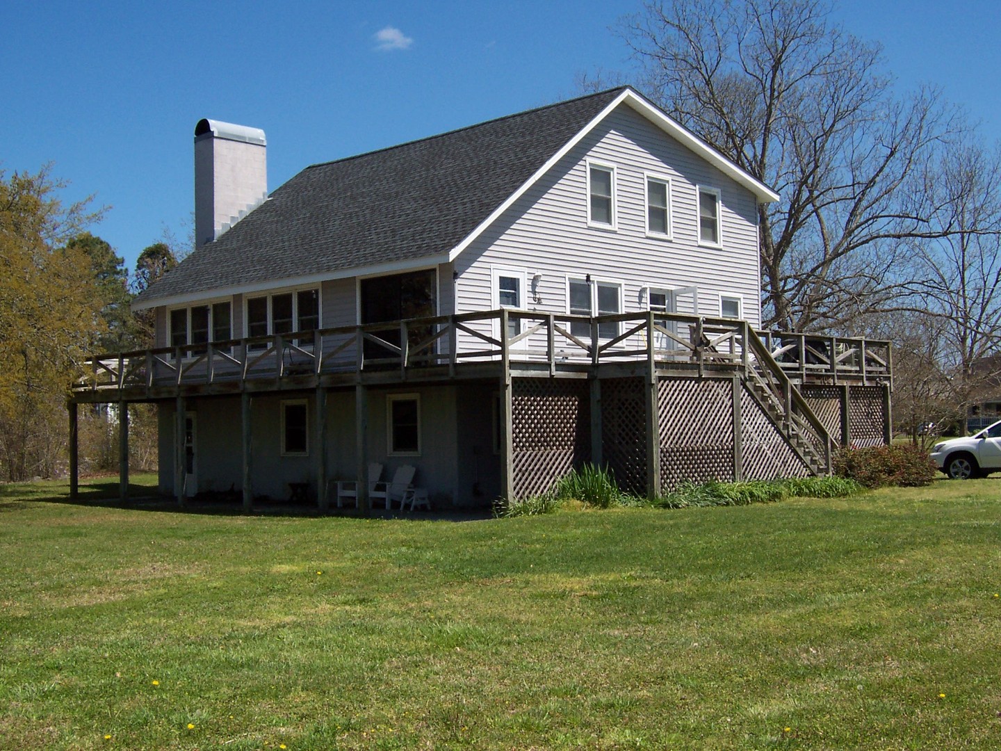 702 Hodges Street, Oriental, NC 25871