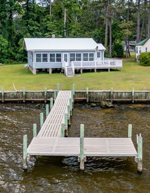 Lovely Neuse River Cottage