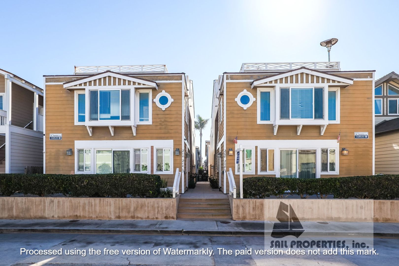 Newport Beach Multiplex: 210 41st Street