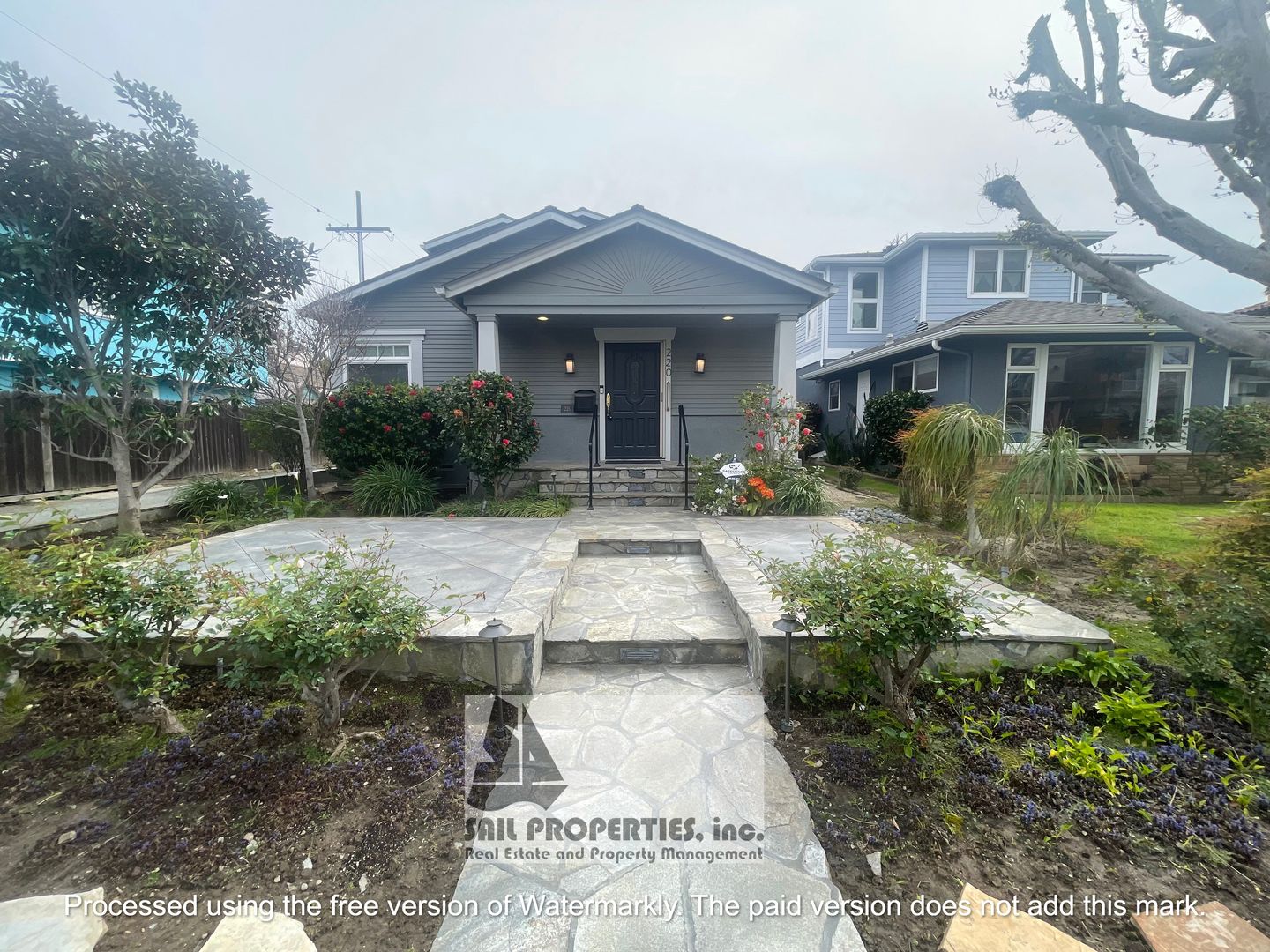 Huntington Beach House: 220 Baltimore Ave