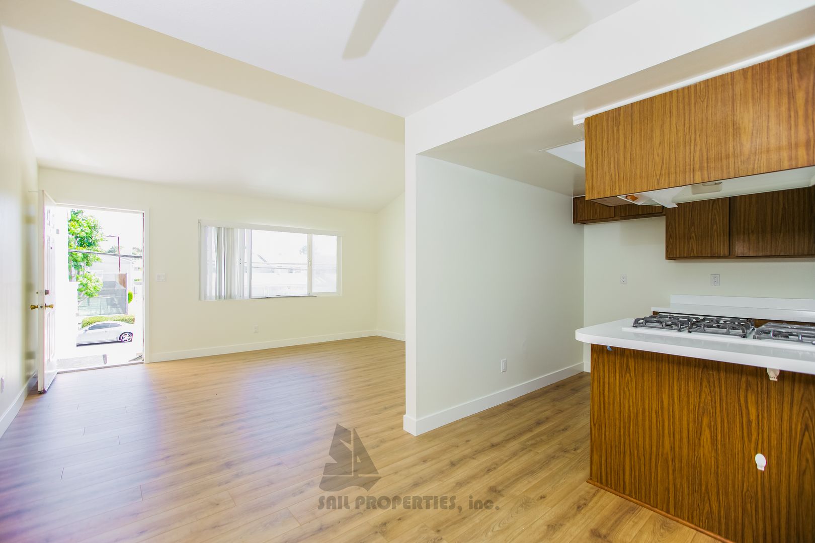 Huntington Beach Apartment: 16721 Dolores Lane