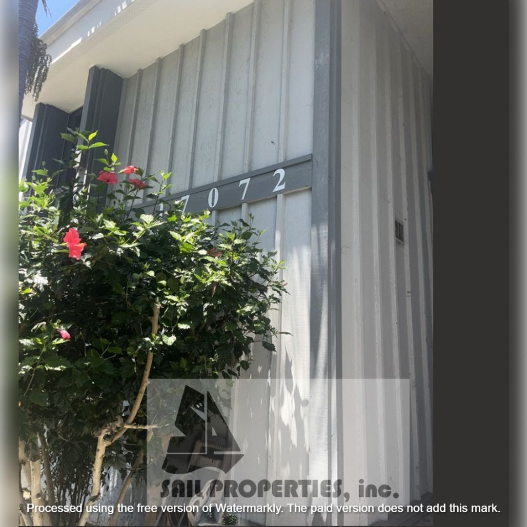Huntington Beach Condo: 17072 PCH #104