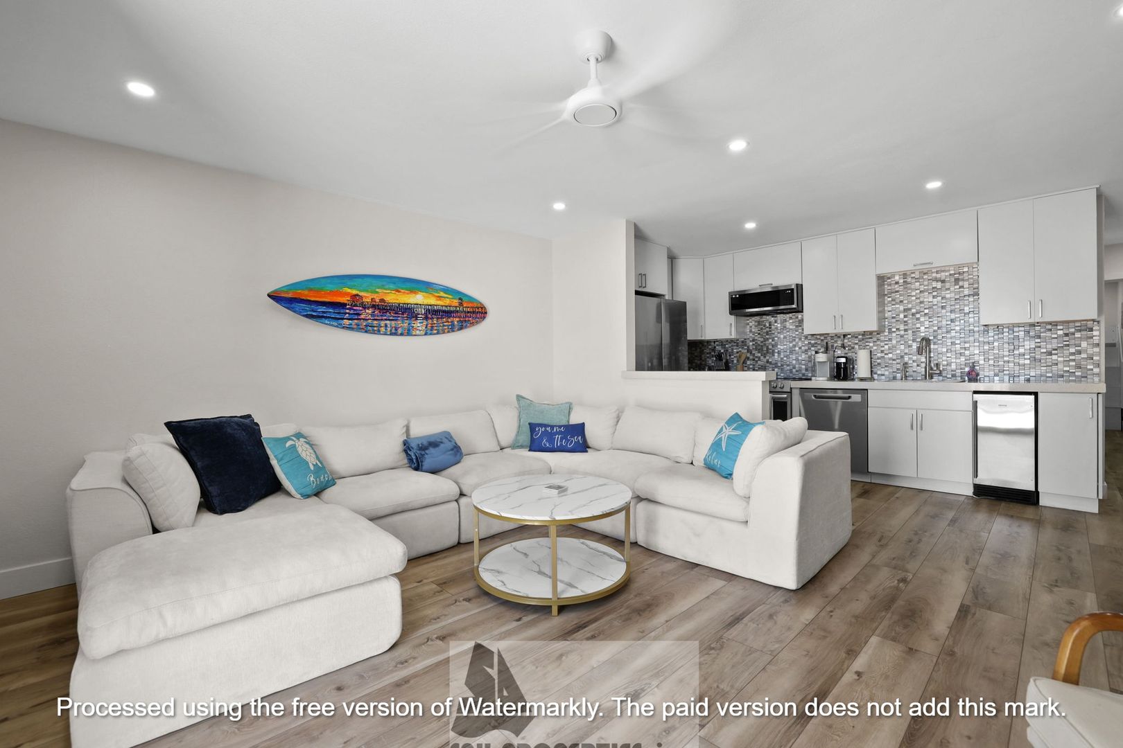 Huntington Beach House: 711 PCH #330