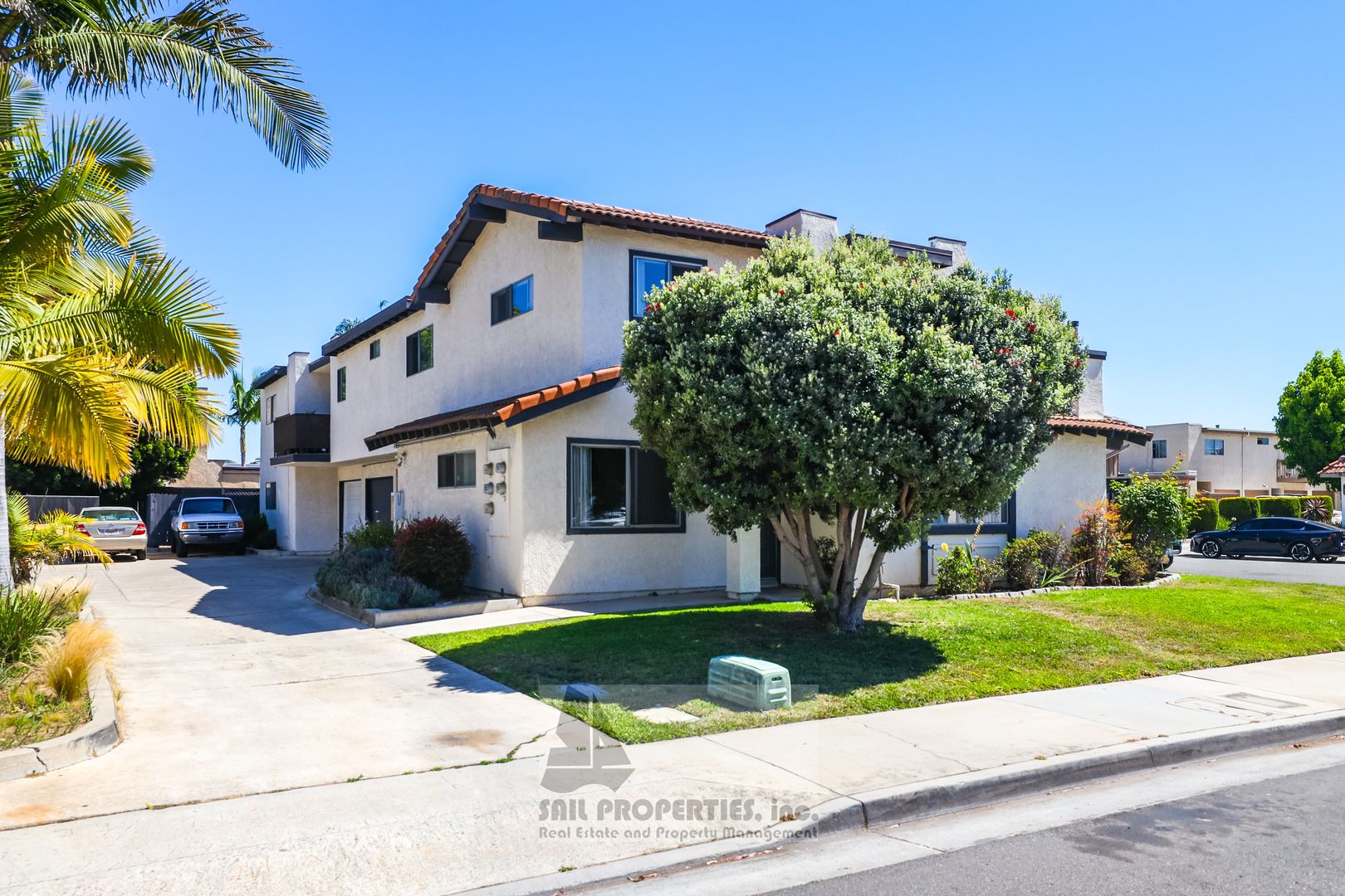 Huntington Beach Apartment: 8091 Graziadio Dr