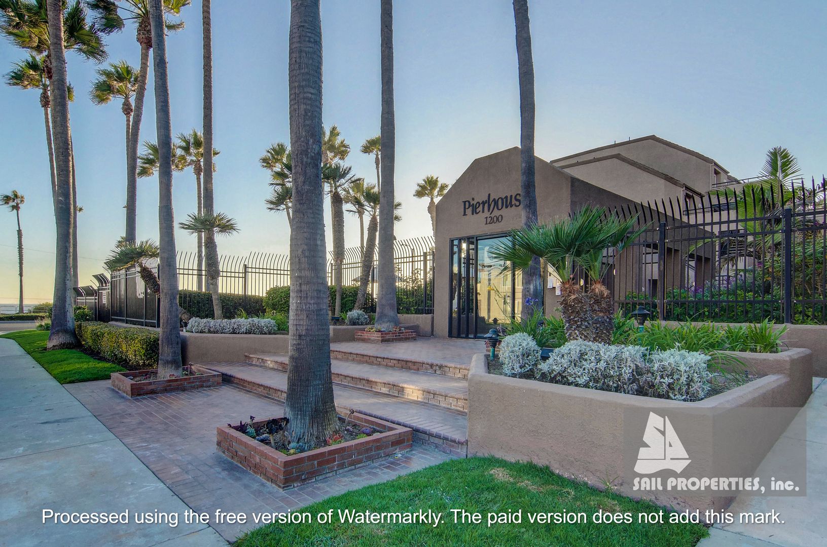 Huntington Beach Condo: 1200 PCH #217