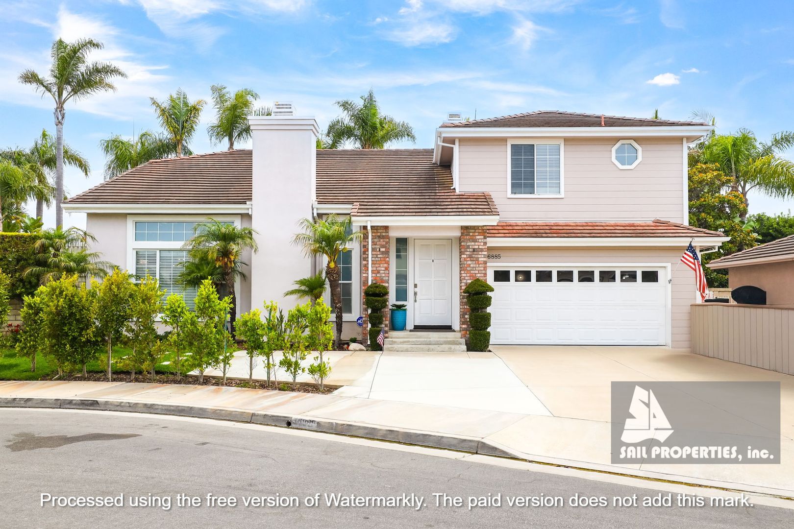 Huntington Beach House: 6885 Cambria Cove Cir