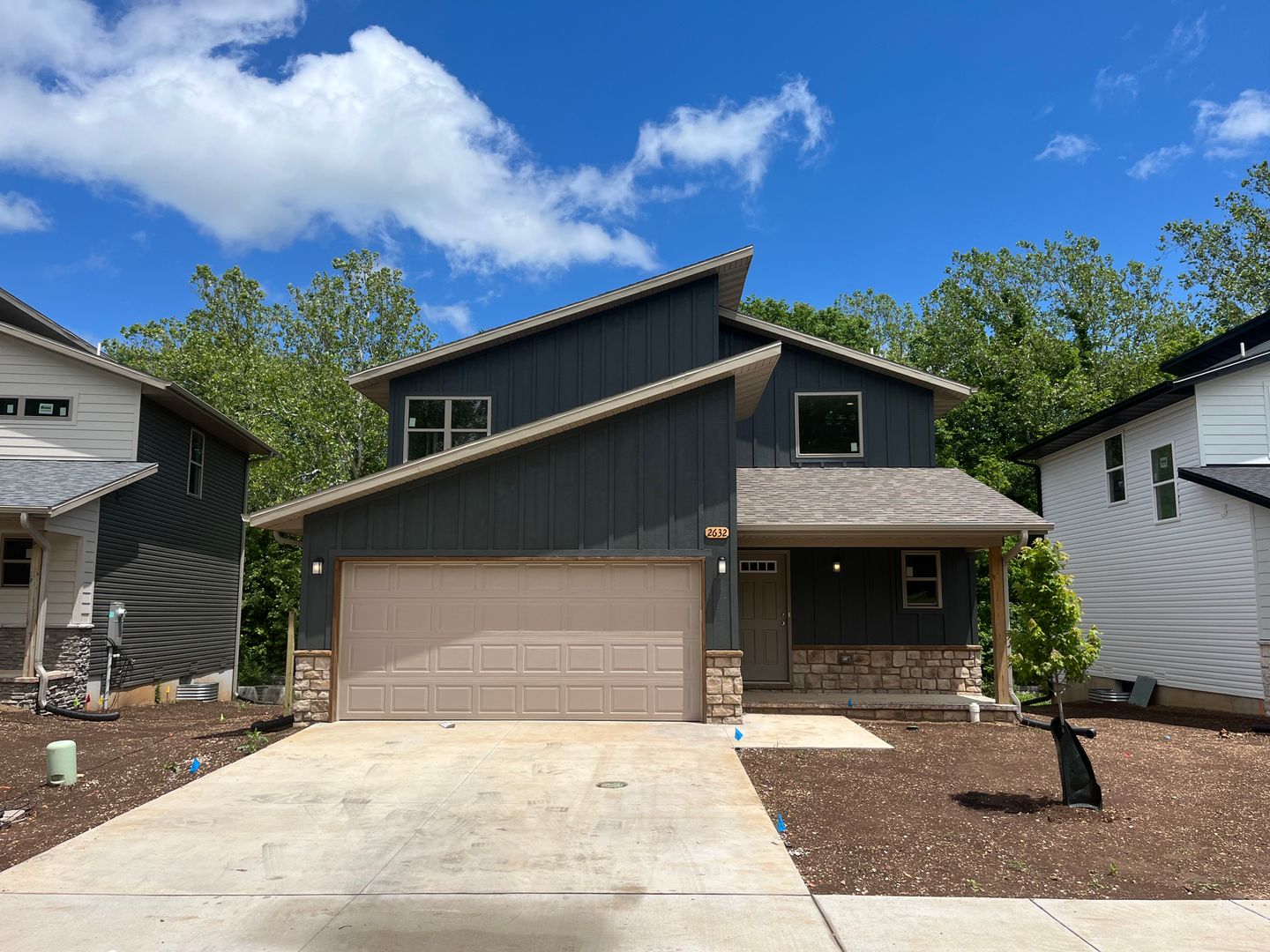 Springfield House: 2632 N. Prospect Ave.