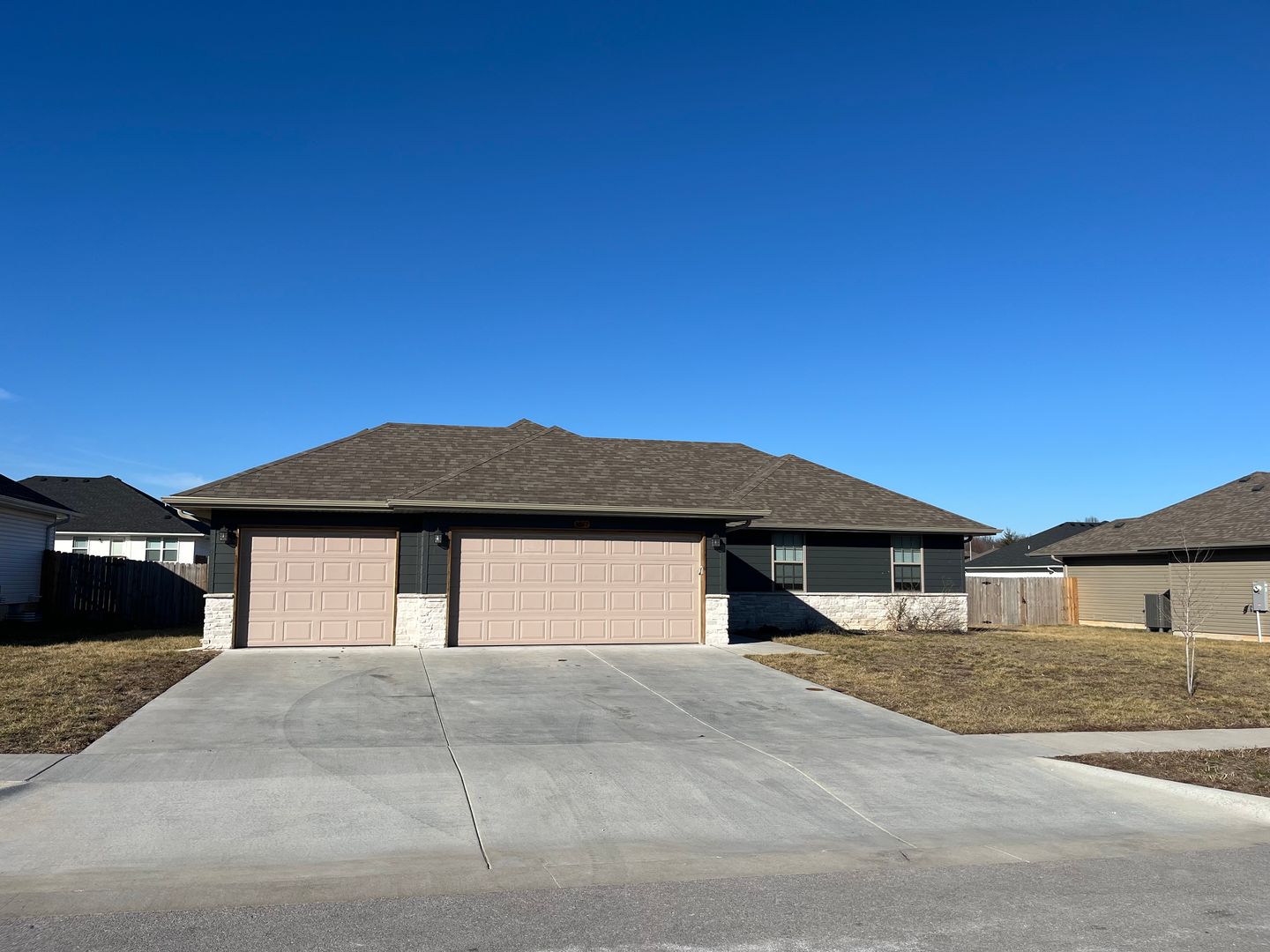 Springfield House: 4377 W Skyler