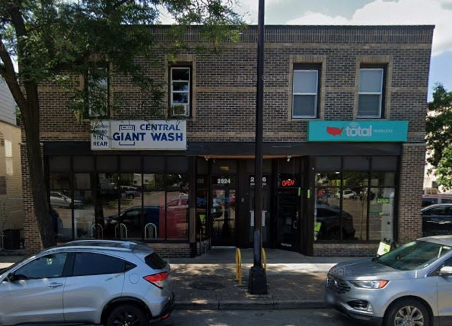 Minneapolis Apartment: 2526 Central Avenue NE