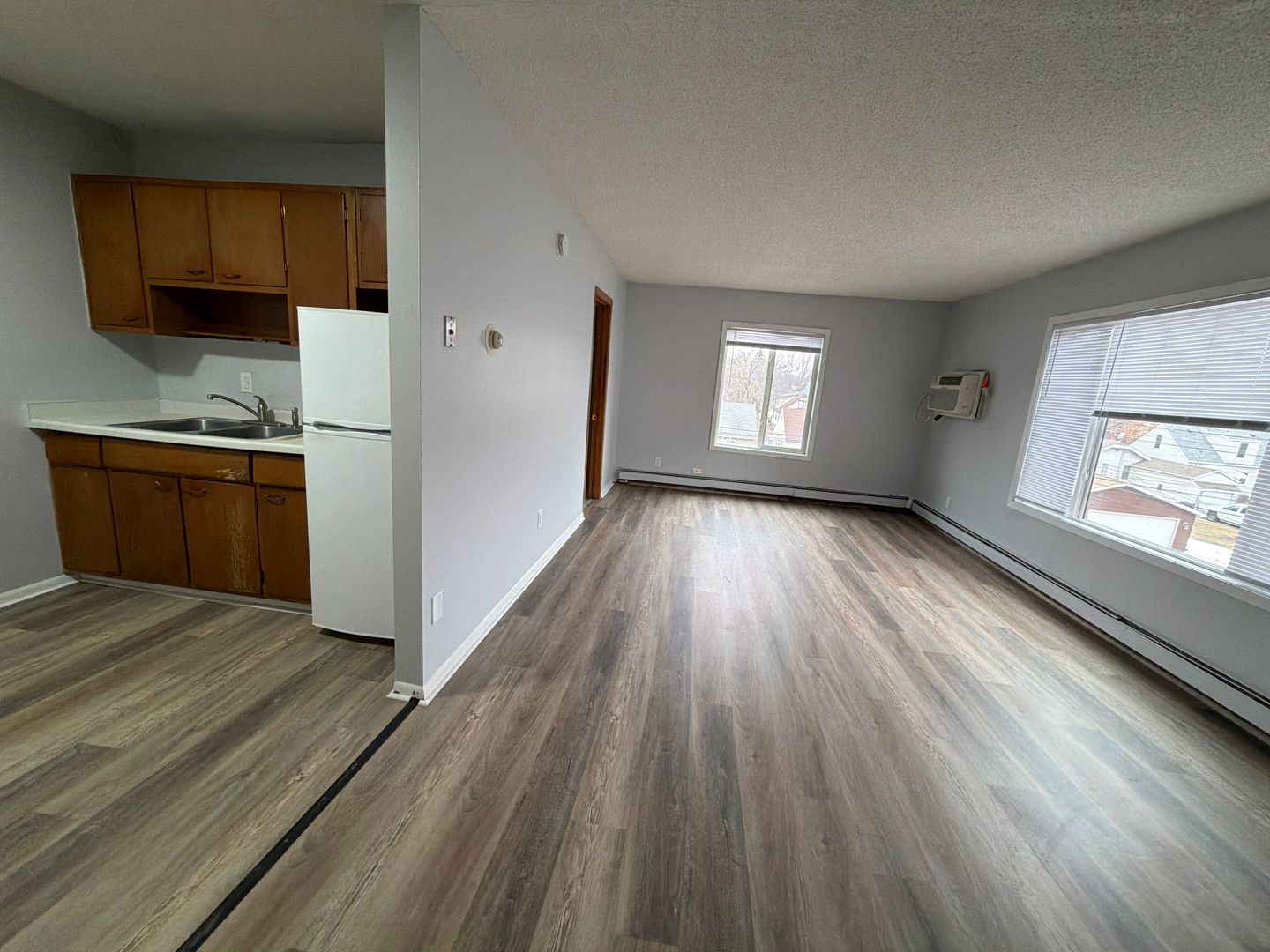 Columbia Heights Apartment: 3932 Central Avenue NE