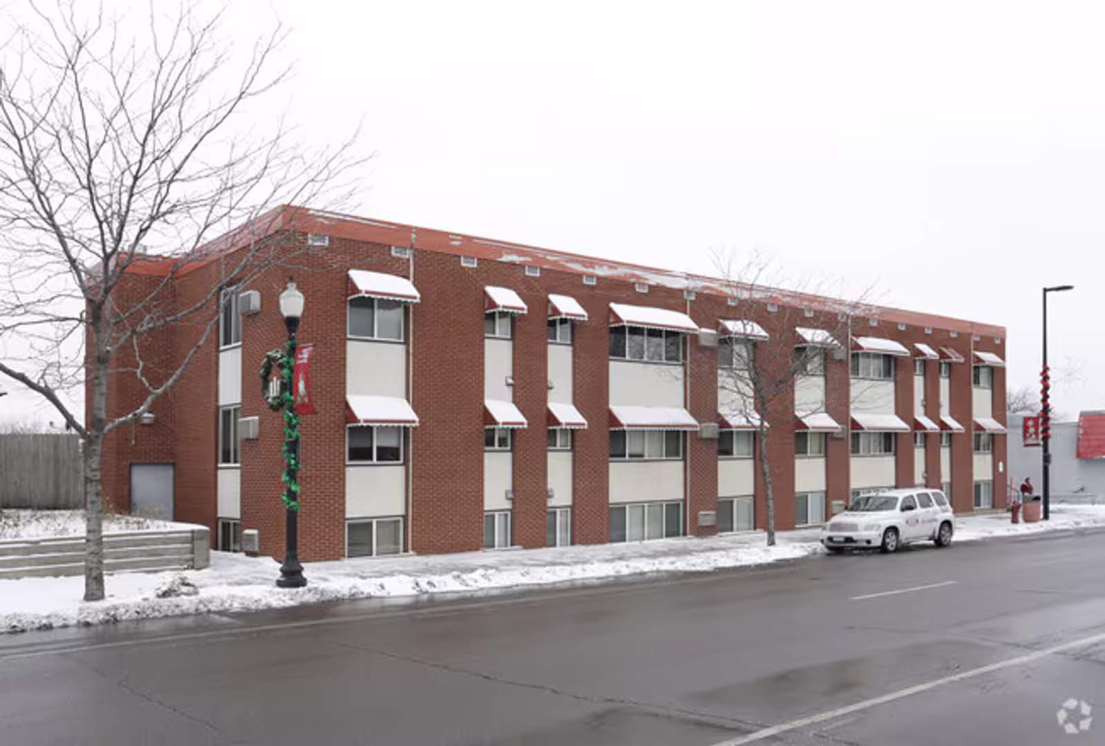 Columbia Heights Apartment: 3932 Central Avenue NE